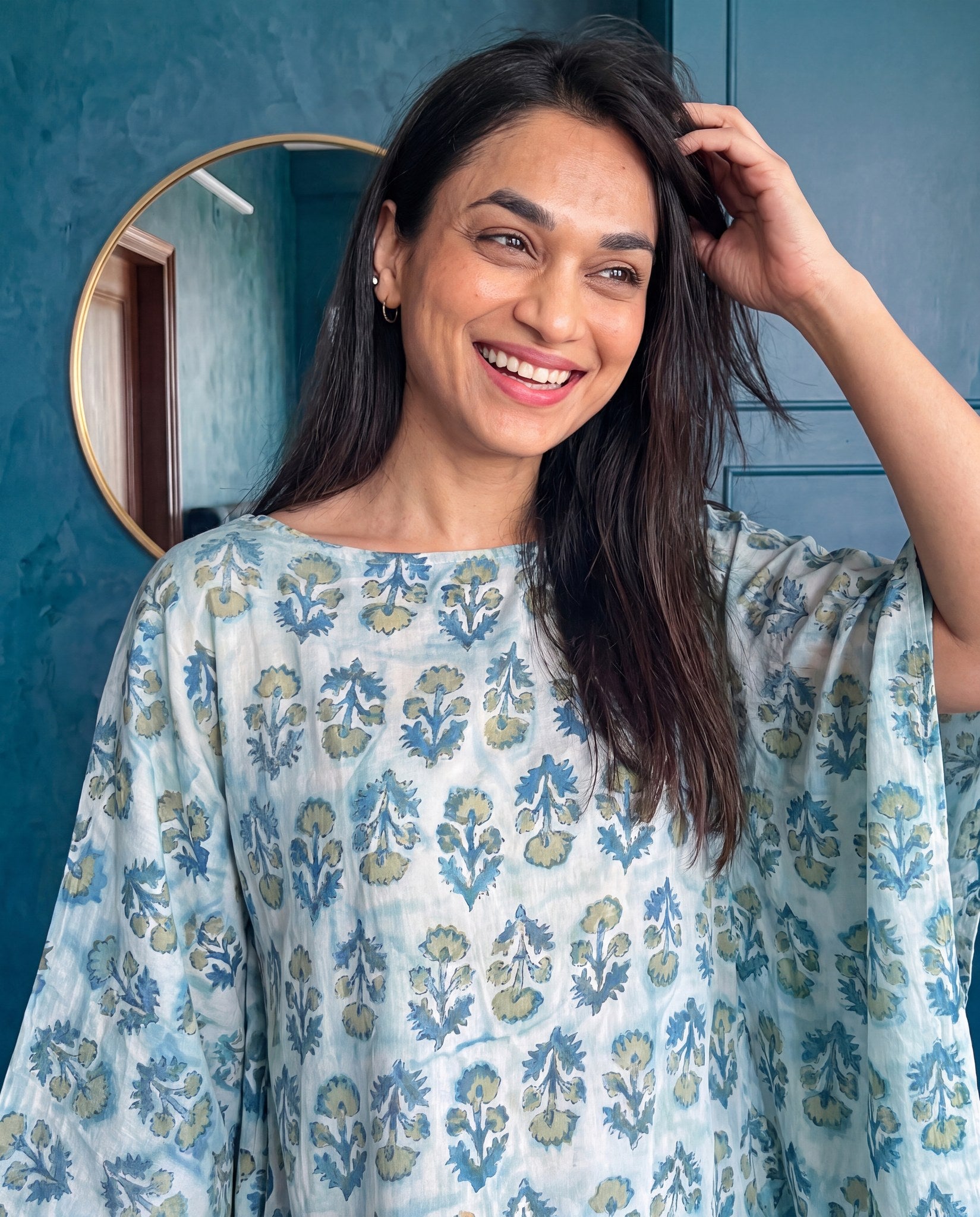 Meera Muse Indigo Kaftan Coord Set - detail